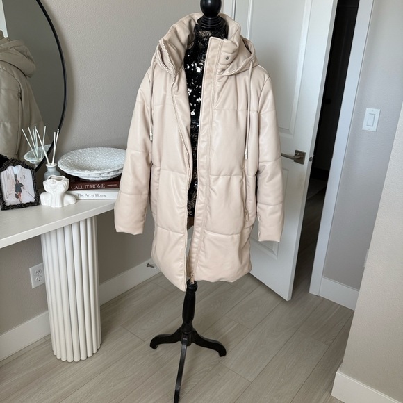 Zara Beige Puffer Jacket - Picture 4 of 8